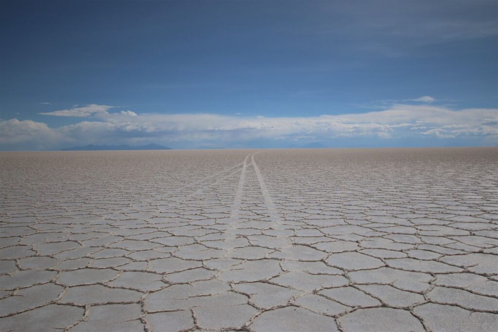 salar de uyuni, na bolivia