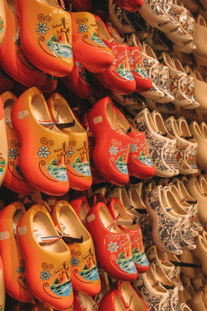 clogs holandeses