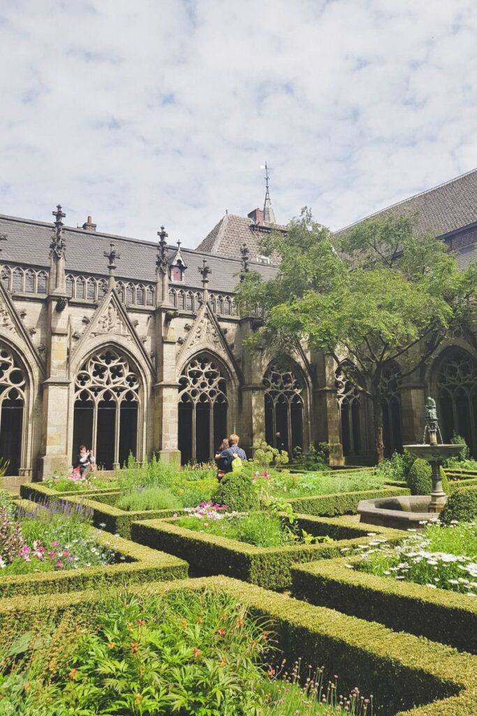Pandhof Domkerk, o Jardim da Catedral de Utrecht
