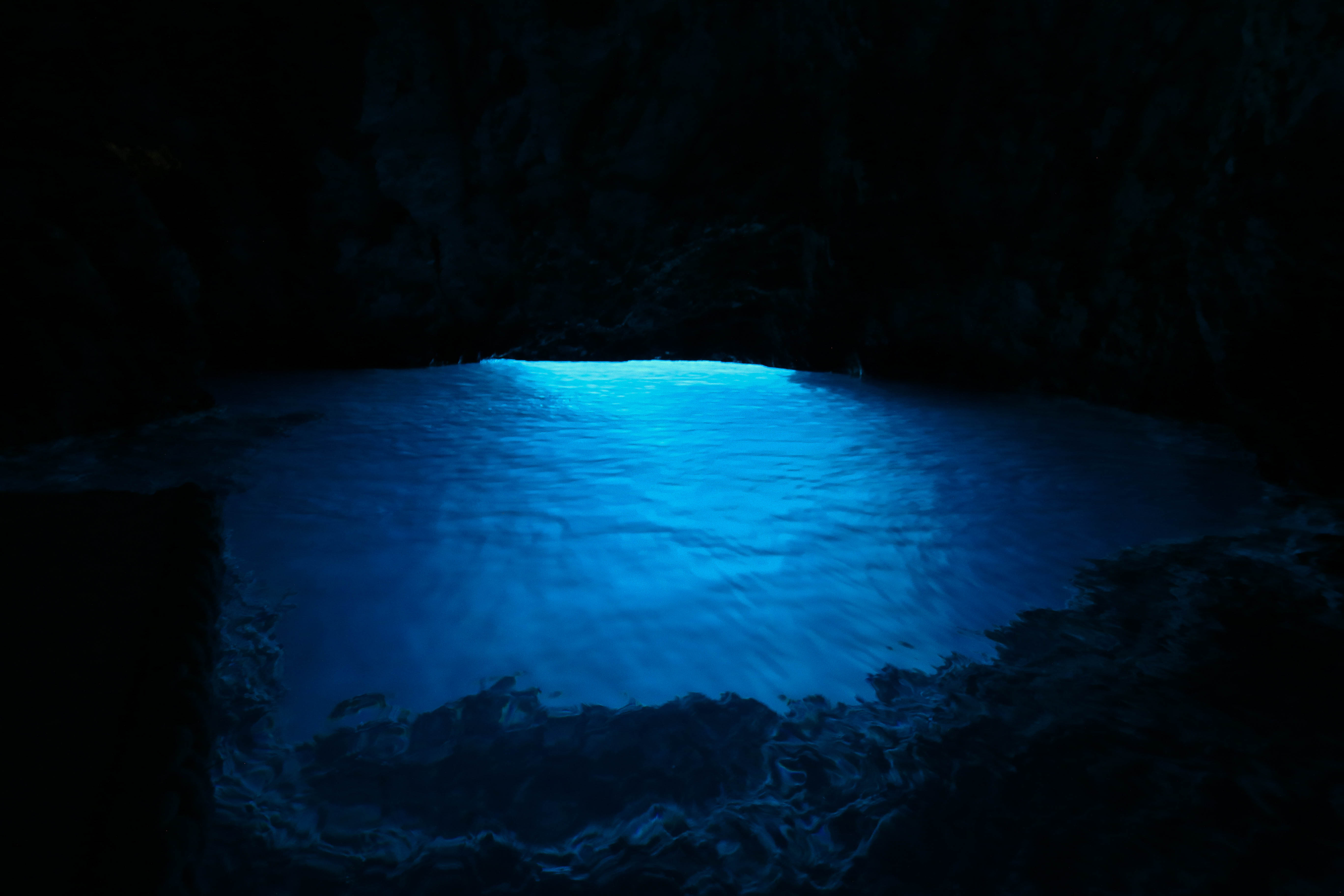 caverna azul em hvar na Croácia