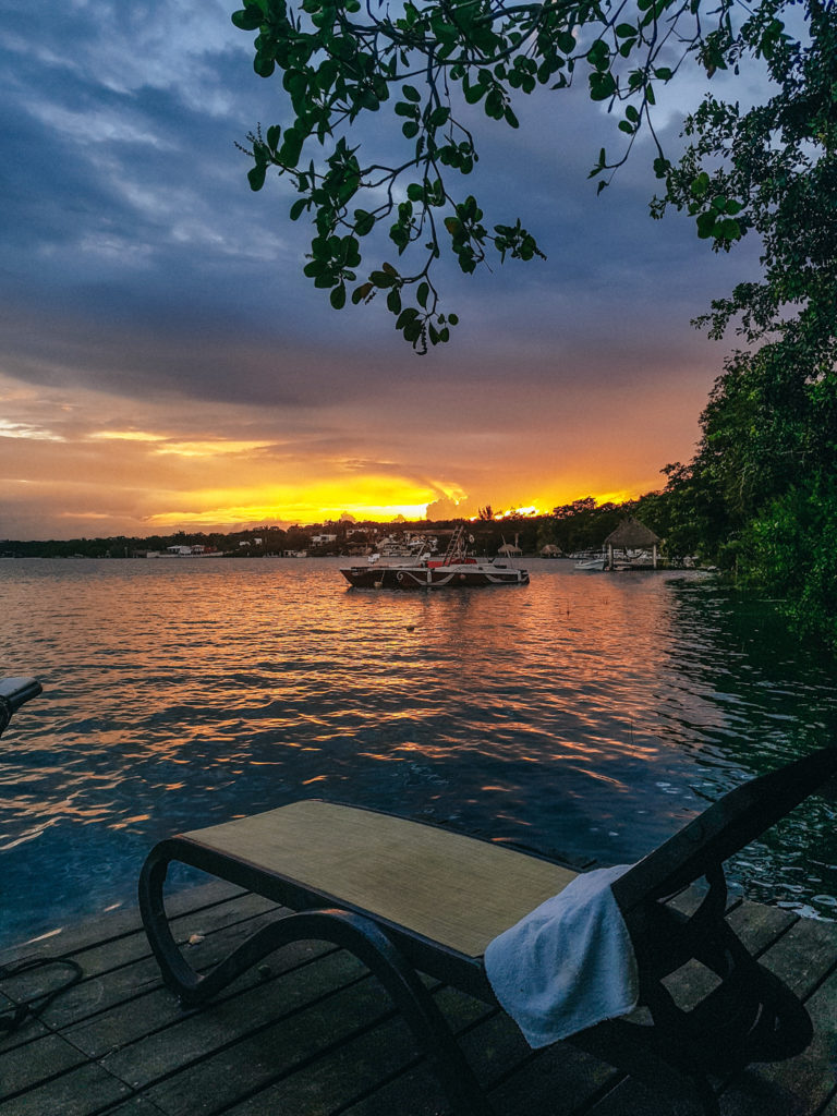 bacalar por do sol
