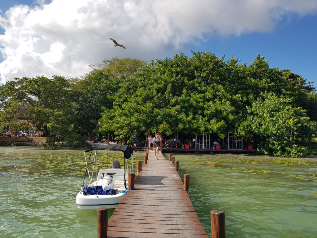 la playita bacalar