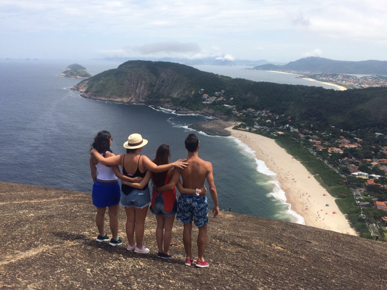 costão de itacoatiara