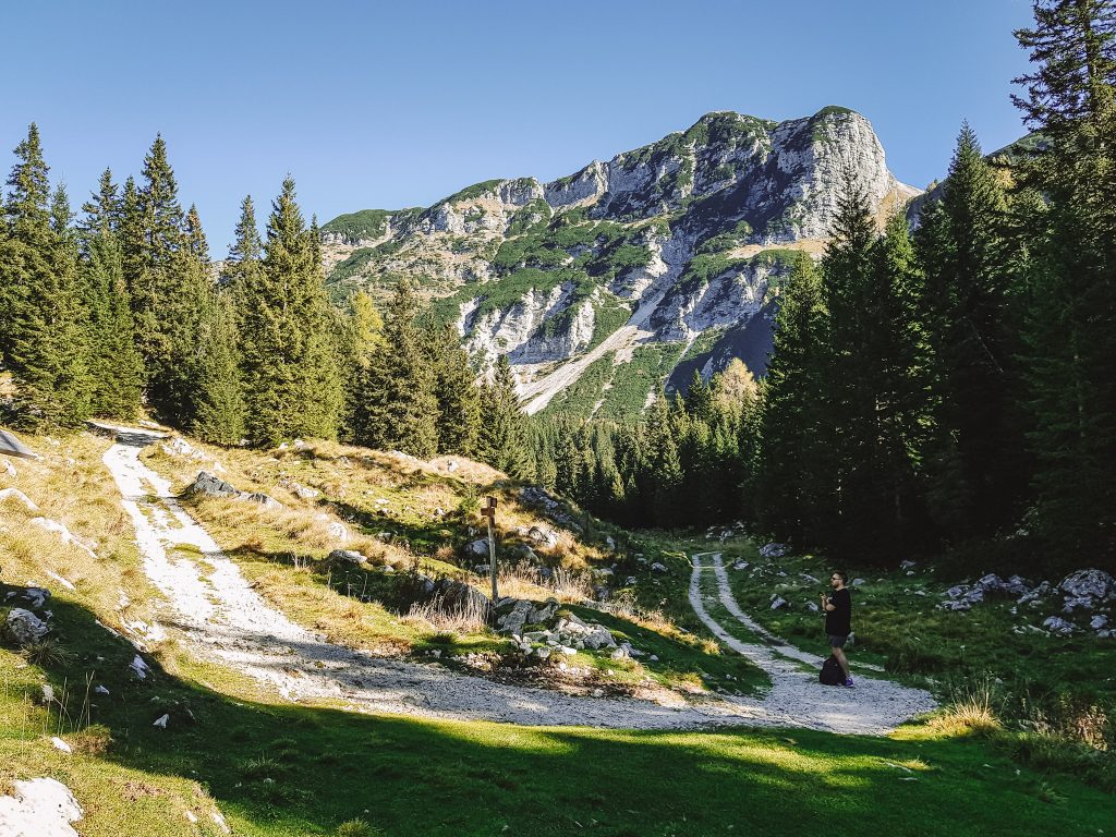 trilha lago krnsko