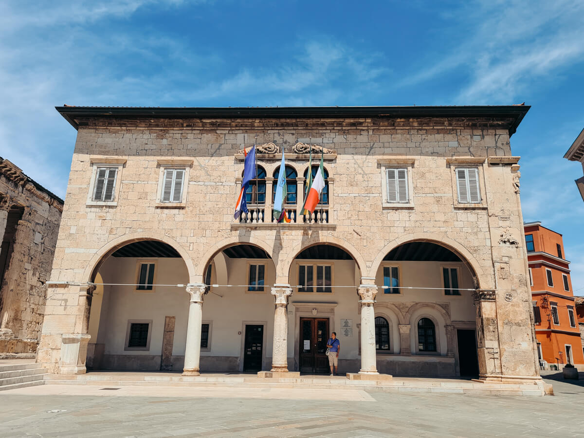 o que fazer em pula croacia