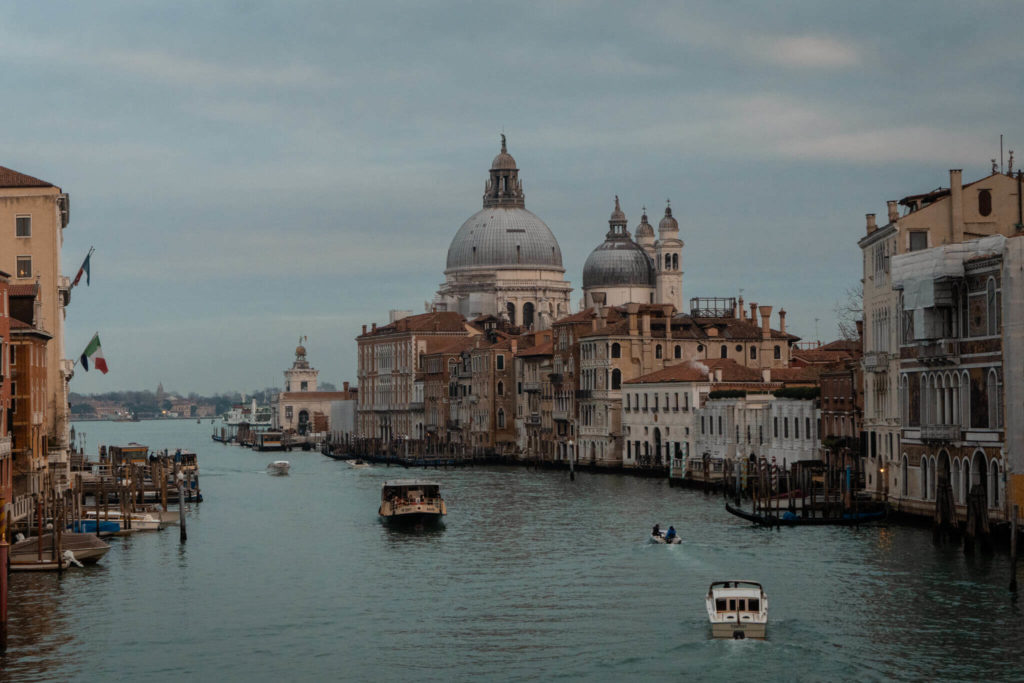 onde se hospedar em veneza.