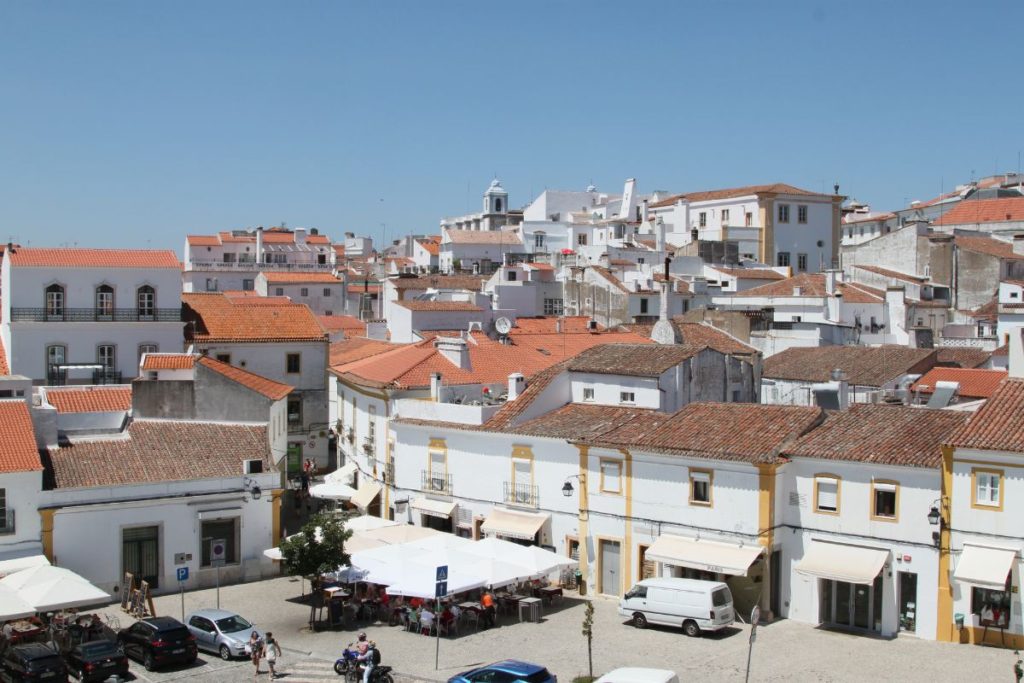 um dia em evora portugal