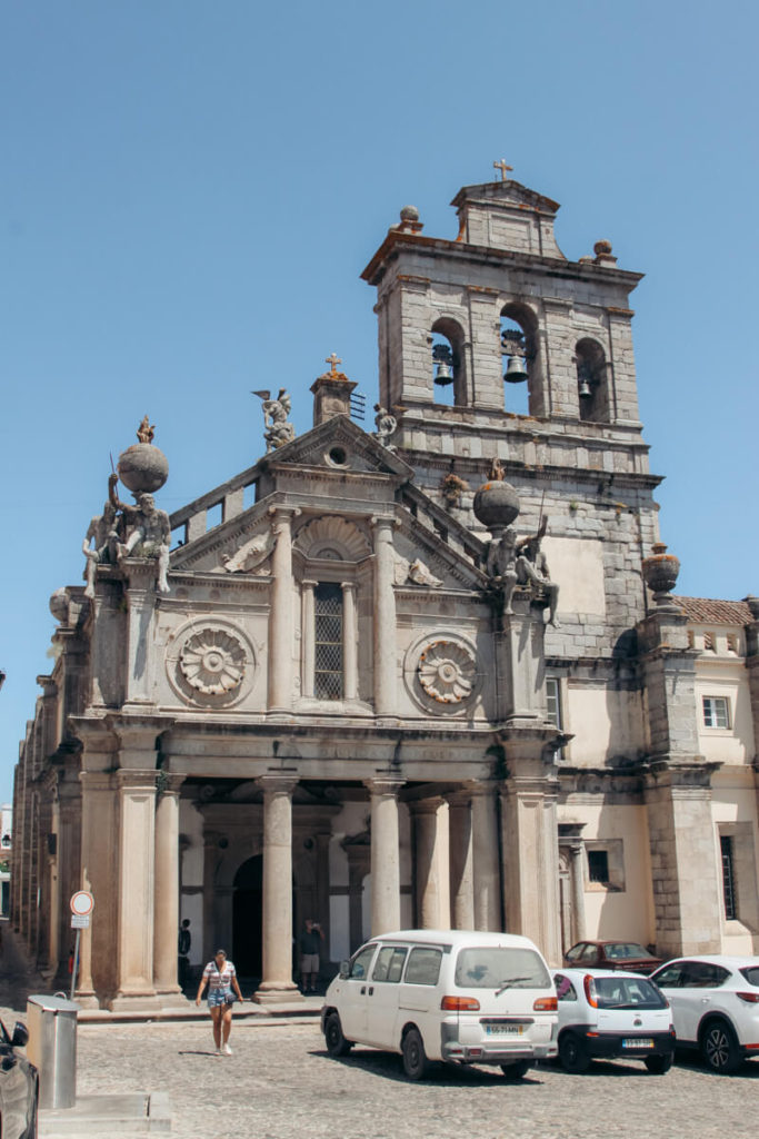 guia do que fazer em evora
