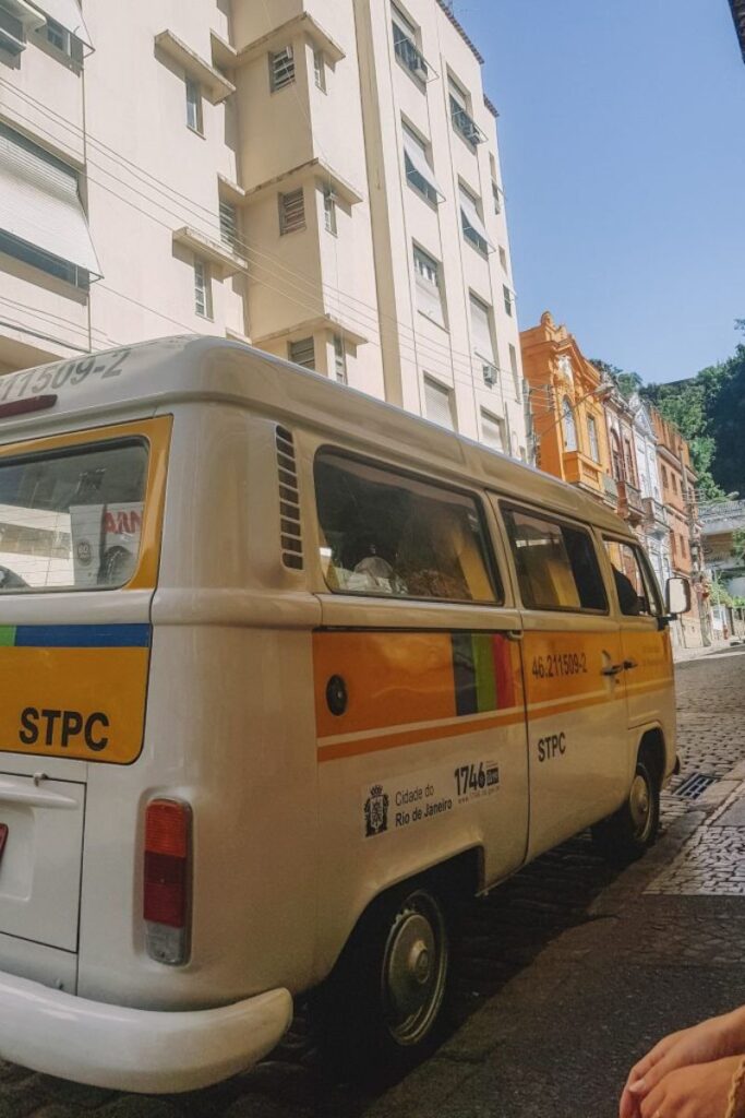 van de transporte para ate o the maze rio