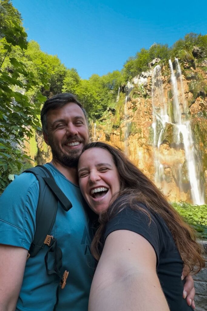 a maior cachoeira do parque nacional dos lagos plitvice