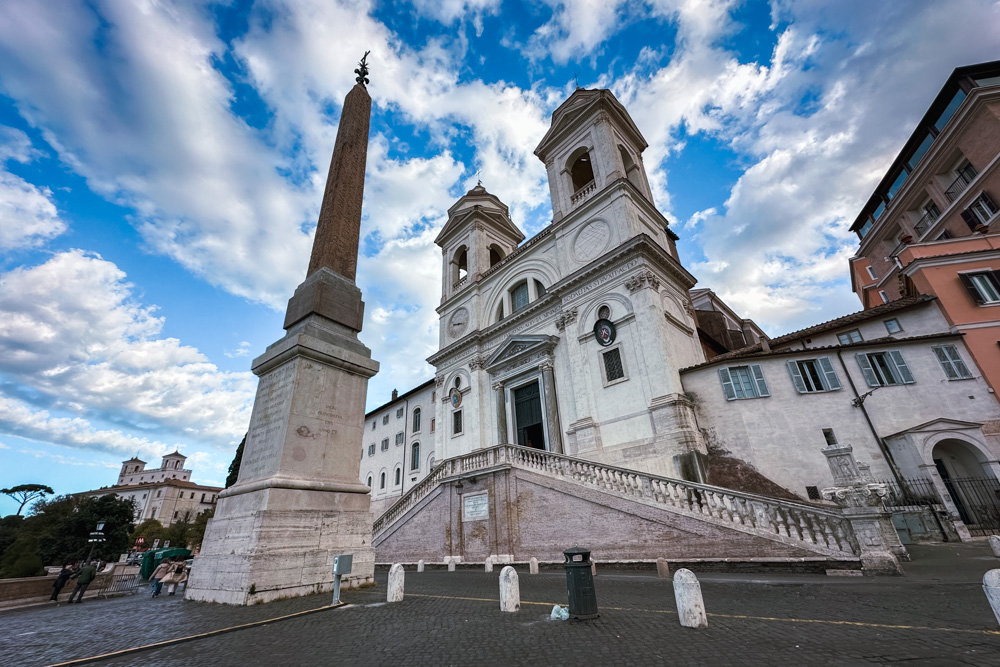 igreja na praca de espanha em roma