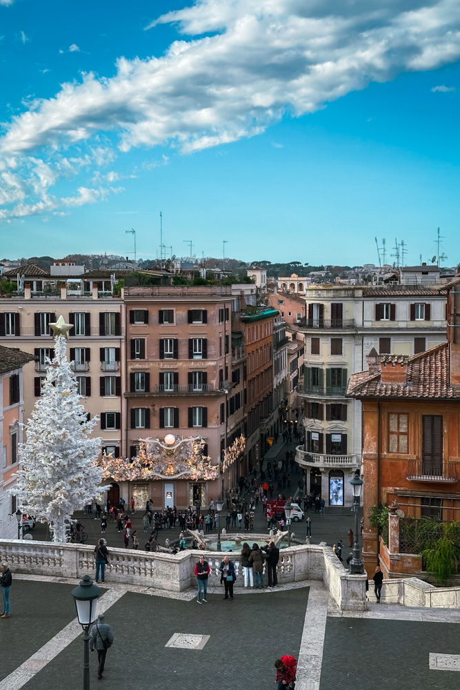 vista do topo da praca de espanha em roma