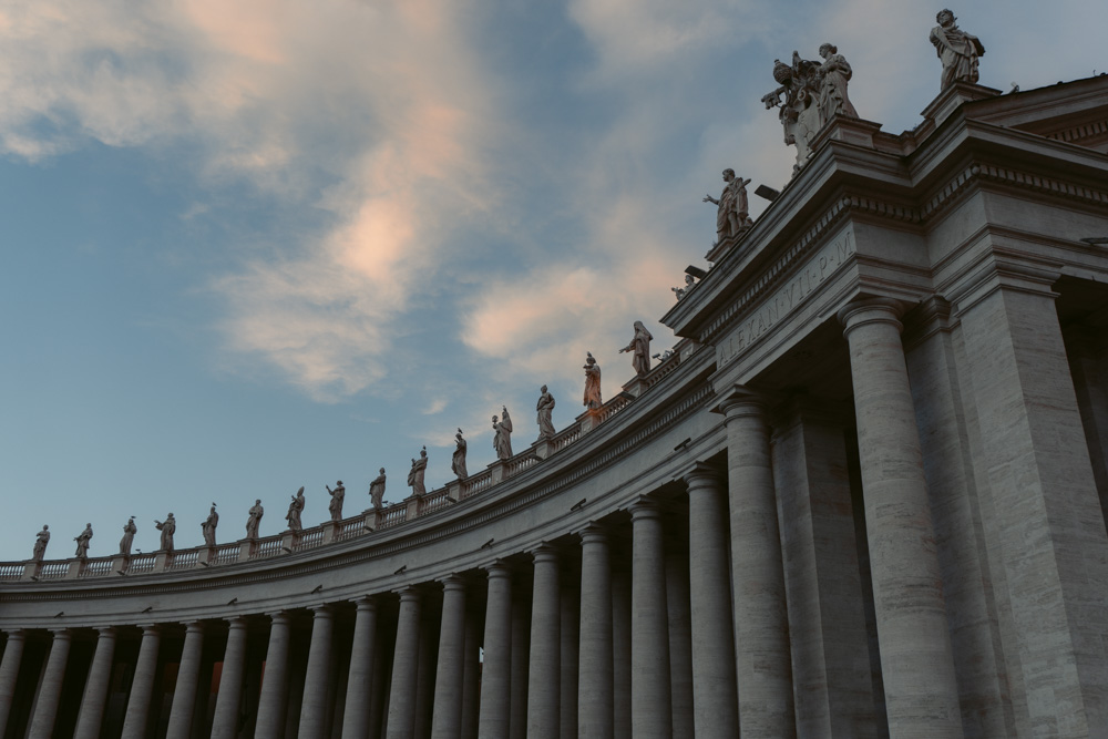 praca de sao pedro no vaticano