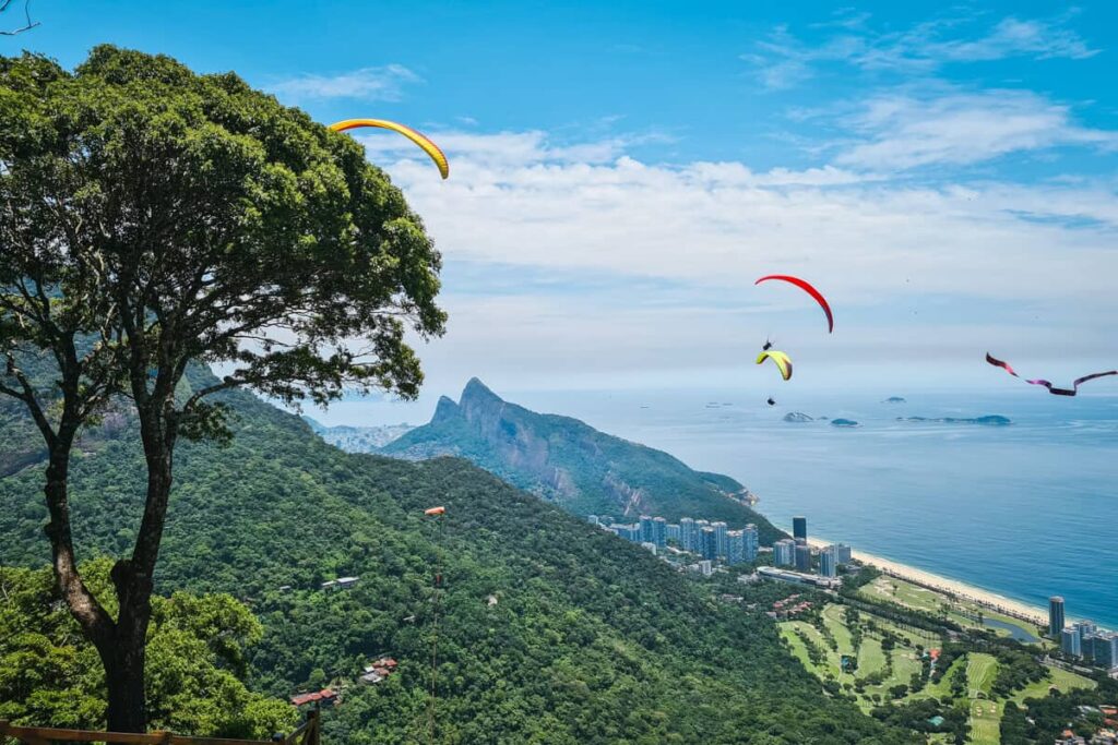 pista de voo da pedra bonita no rio