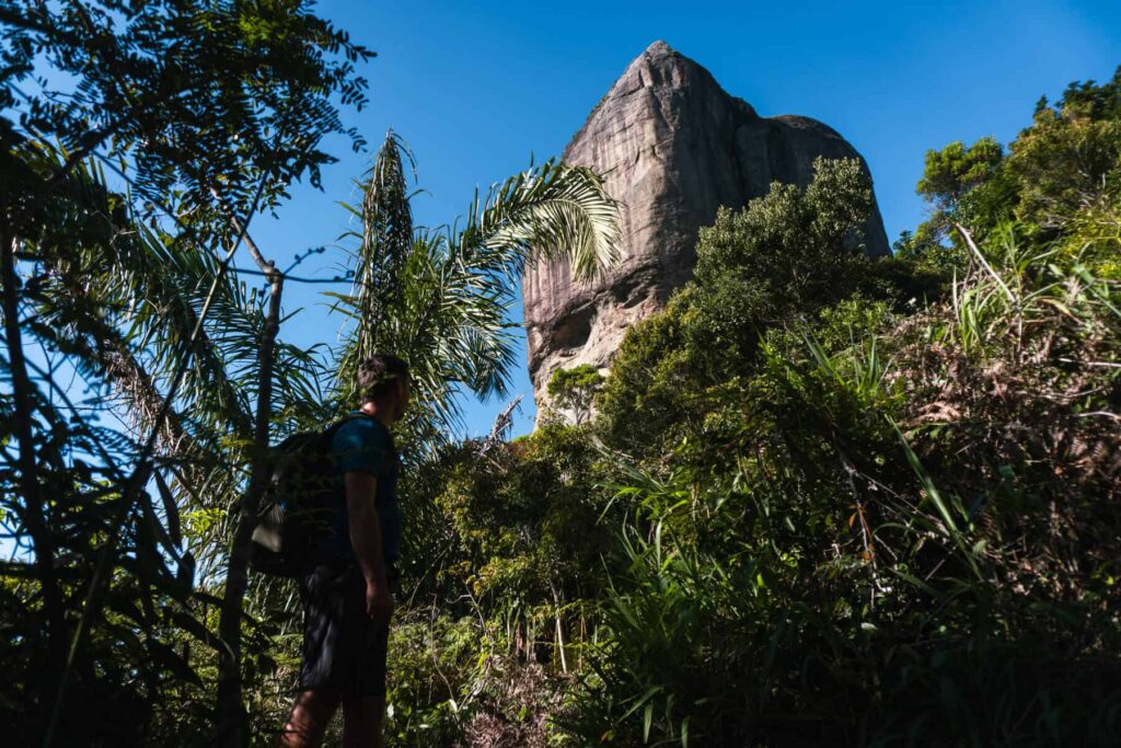 cabeca do imperador na trilha da pedra da gavea