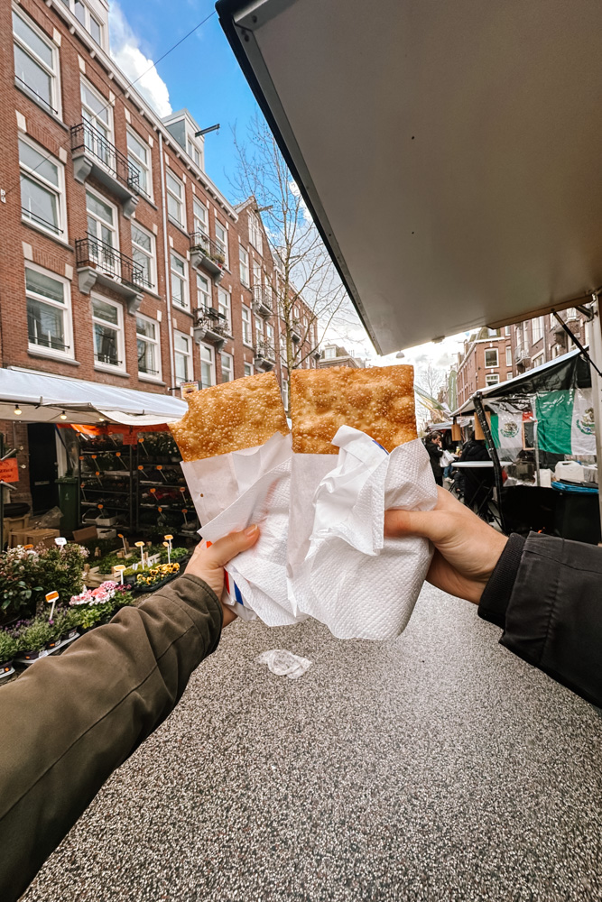 pastel na feira em amsterdam