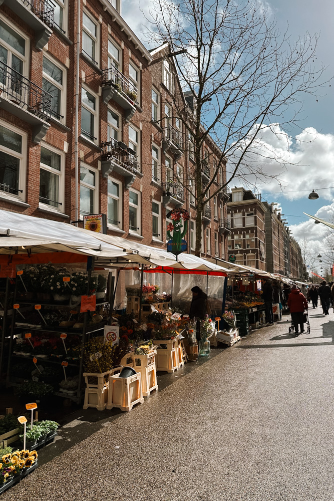 feira de rua em amsterdam na holanda