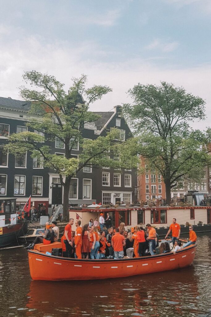 dia do rei em amsterdam