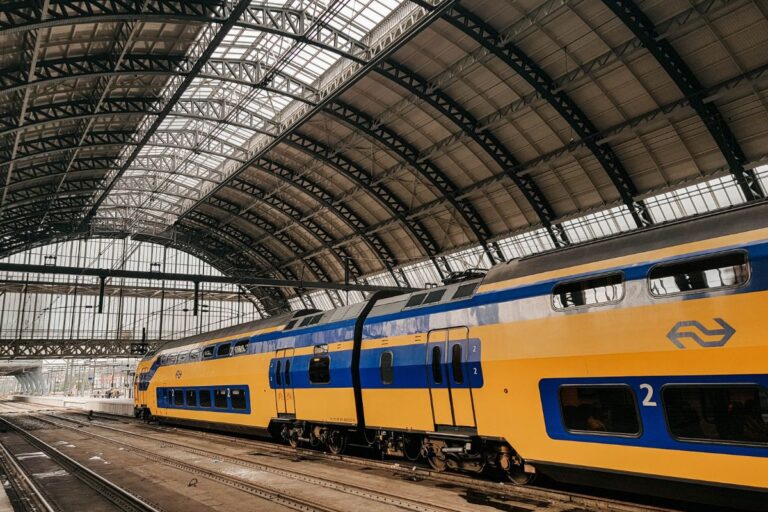 trem na holanda