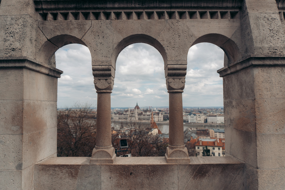 vista do bastiao dos pescadores em budapeste