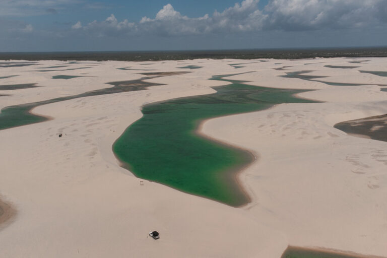 dunas dos lencois maranhenses no brasil