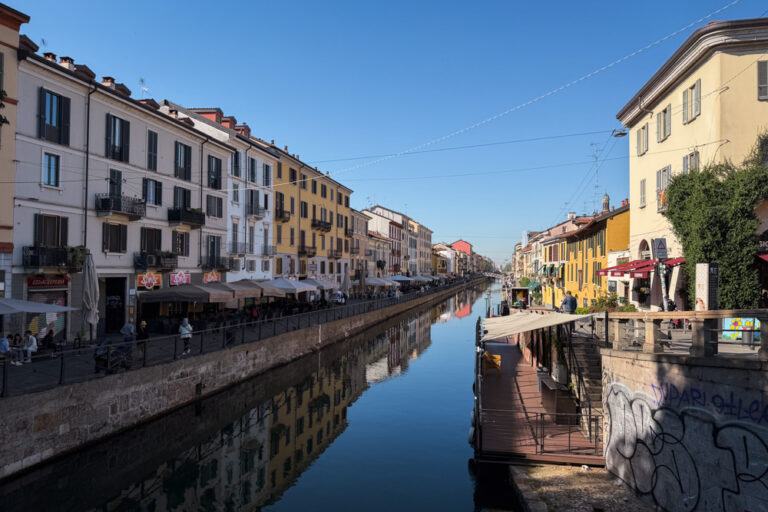 canal em navigli em milao