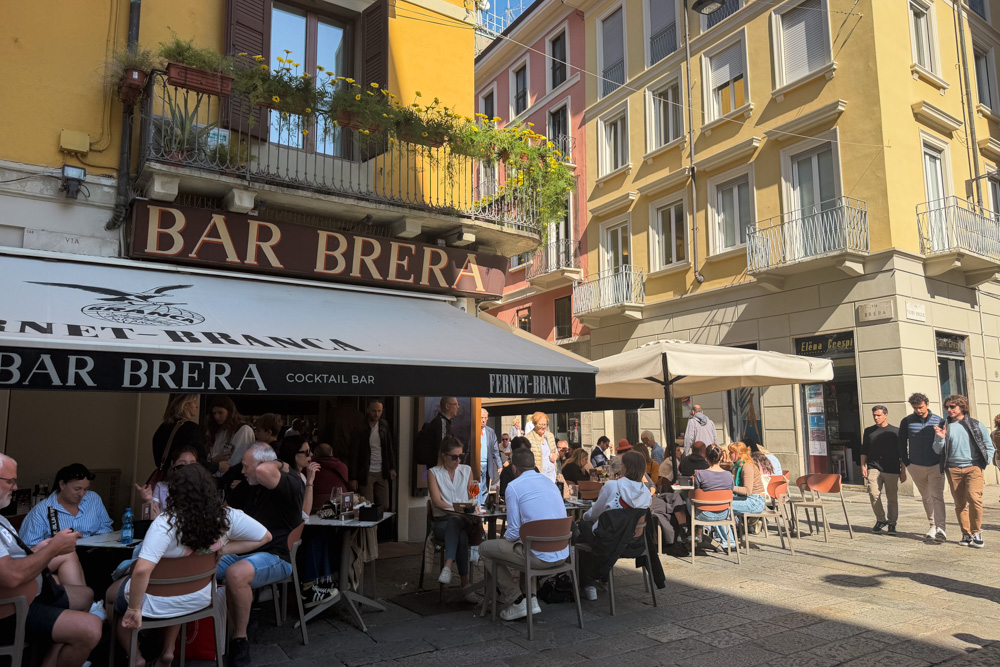 restaurante no bairro de brera em milao