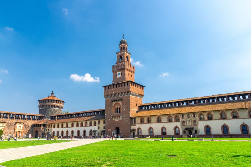castelo sforzesco em milao na italia