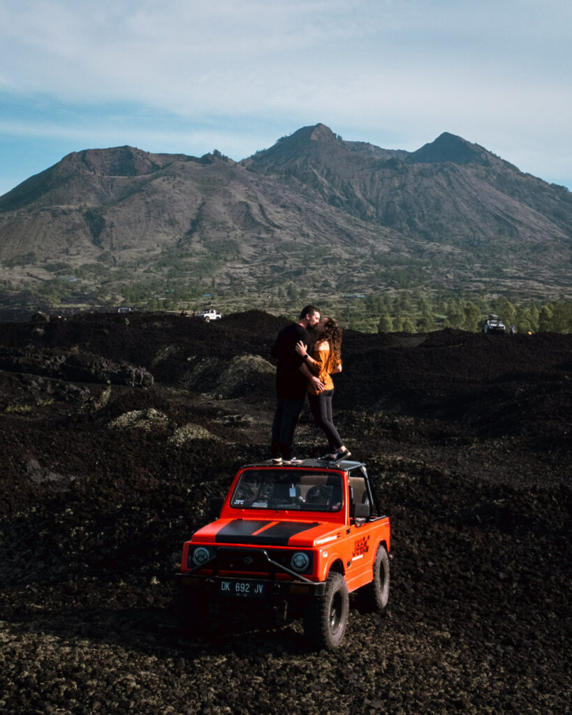 passeio de jeep no vulcao batur em bali