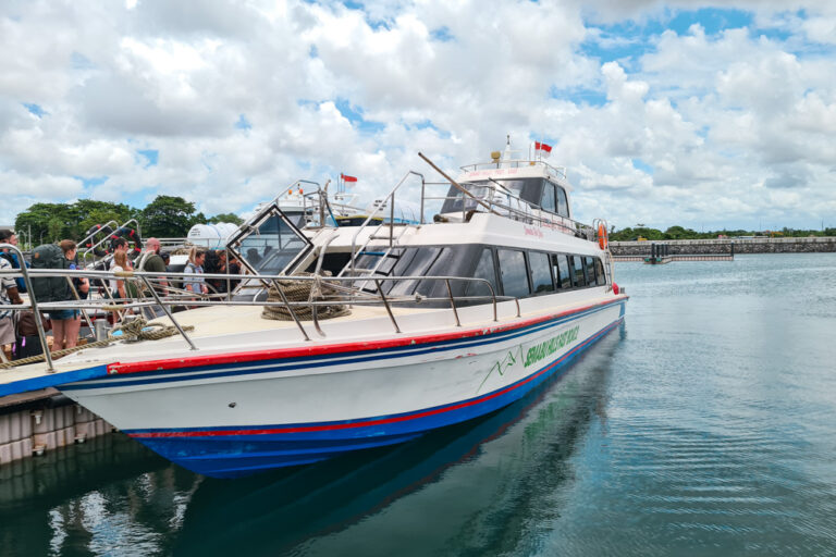 transporte de barca em bali